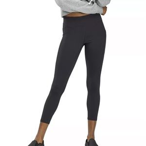 NWT Hue Women’s Active Pep Talking Skimmer Cropped Legging